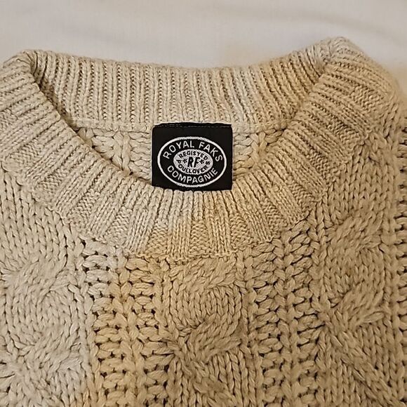 Royal faks made in Italy cable knit sweater size large - Picture 2 of 8